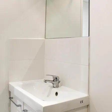 Apartment Peaceful Just Steps From Pari *
