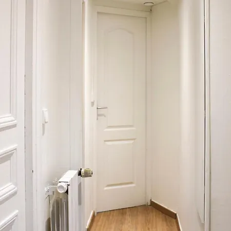 Apartment Peaceful Just Steps From Pari *
